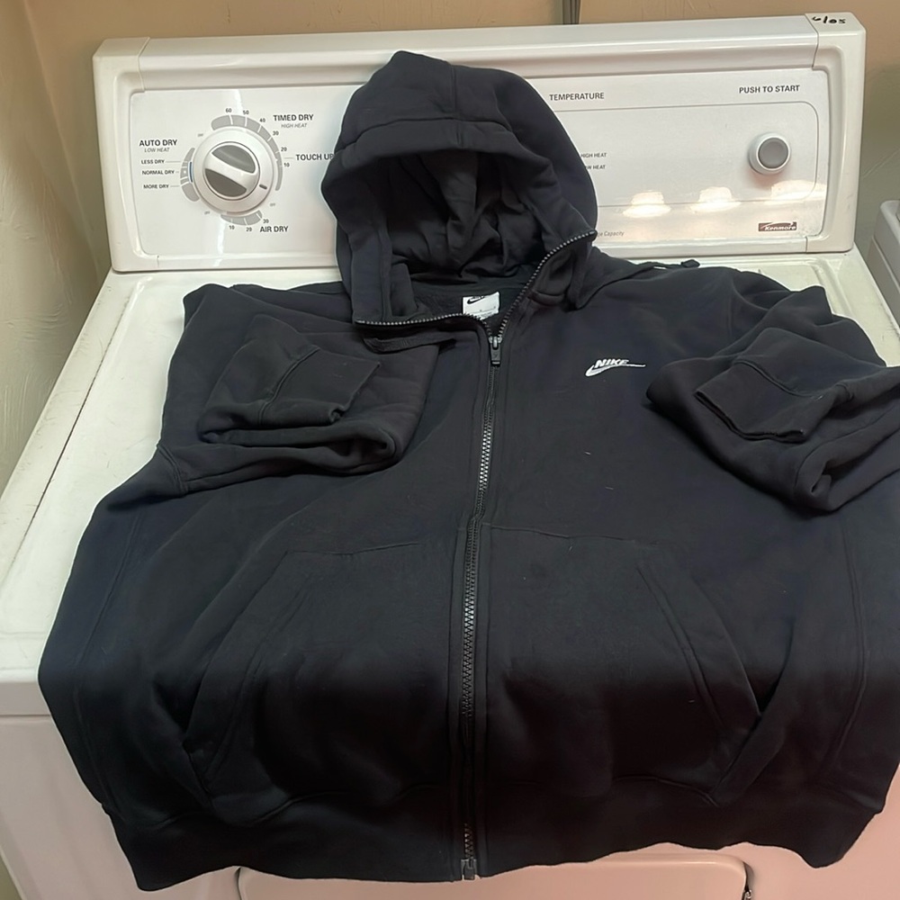 Nike zip up hoodie